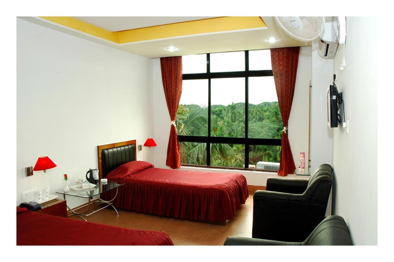 Hotel Dooars Mountain Alipur Duar Exterior foto