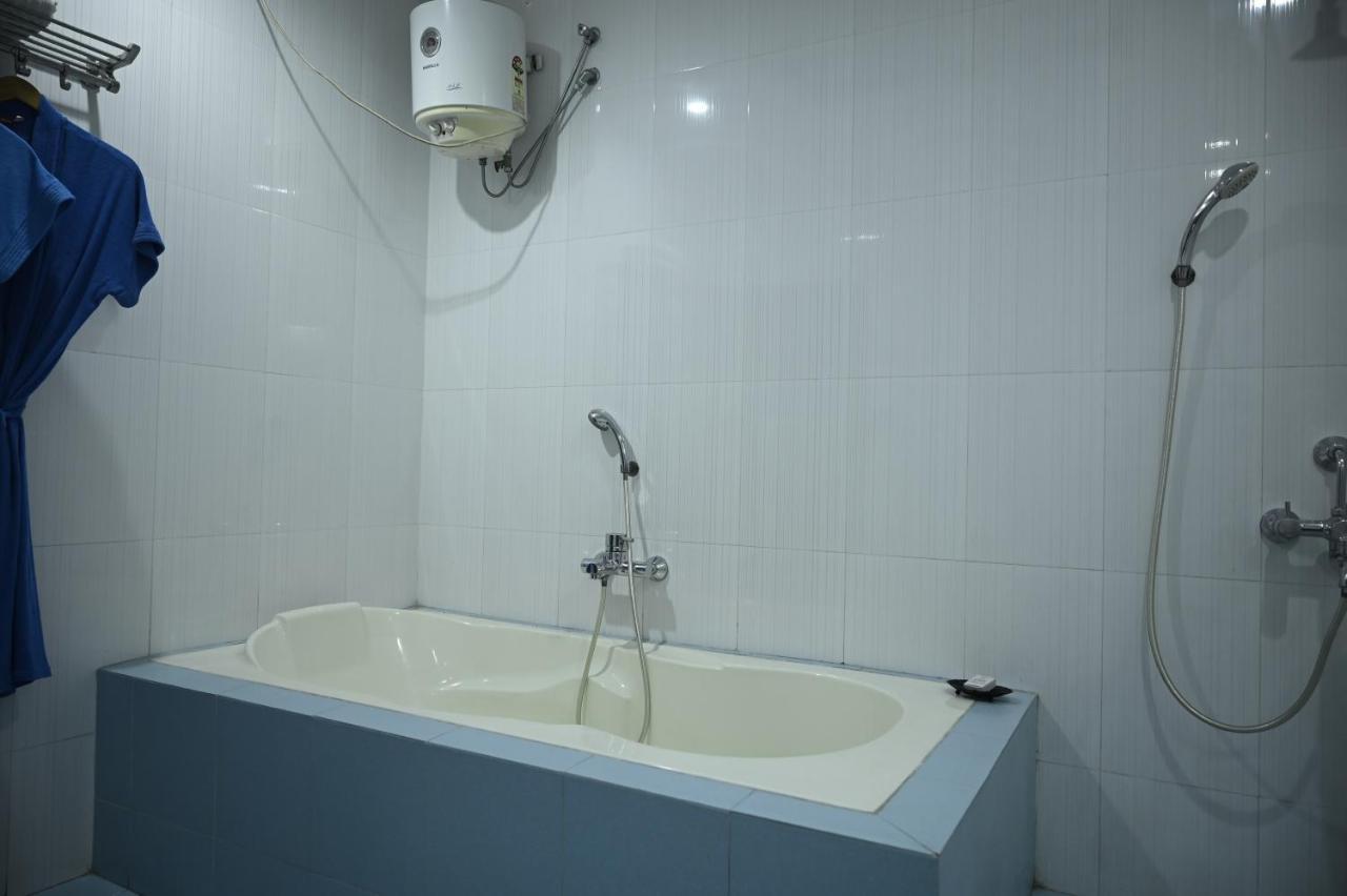 Hotel Dooars Mountain Alipur Duar Exterior foto